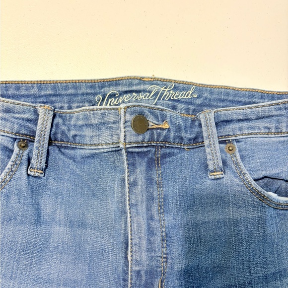 Universal Thread Light Blue Denim Jeans - Picture 1 of 8
